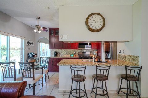 Casa en venta en Cutler Bay, Florida, 4 dormitorios, 193.05 m2 № 1320663 - foto 14