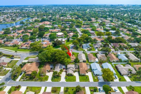 House in Delray Beach, Florida 2 bedrooms, 115.66 sq.m. № 1073650 - photo 17