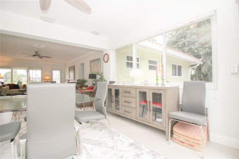 Casa en venta en Wilton Manors, Florida, 3 dormitorios, 141.12 m2 № 1060146 - foto 1