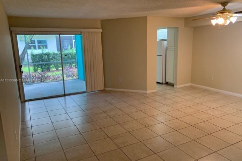 Condominio en venta en Homestead, Florida, 3 dormitorios, 113.34 m2 № 1031342 - foto 6