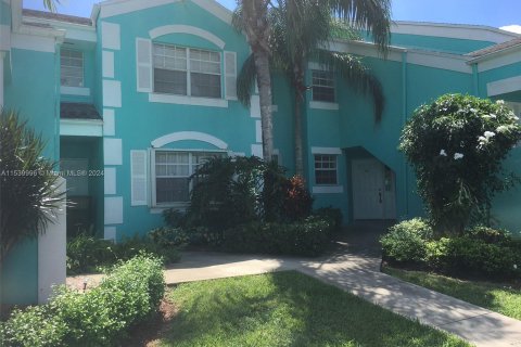 Condominio en venta en Homestead, Florida, 3 dormitorios, 113.34 m2 № 1031342 - foto 1