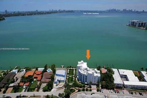 Copropriété à vendre à Miami Beach, Floride: 2 chambres, 140.56 m2 № 1045130 - photo 11