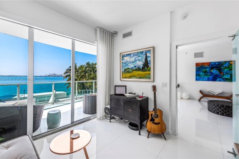 Copropriété à vendre à Miami Beach, Floride: 2 chambres, 140.56 m2 № 1045130 - photo 25