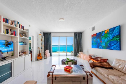 Condominio en venta en Miami Beach, Florida, 2 dormitorios, 140.56 m2 № 1045130 - foto 18
