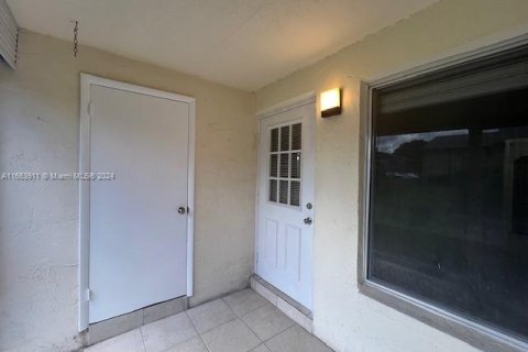 Copropriété à vendre à Greenacres, Floride: 2 chambres, 86.86 m2 № 1375400 - photo 14