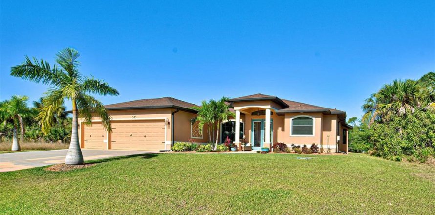 House in Port Charlotte, Florida 3 bedrooms, 180.6 sq.m. № 1084106