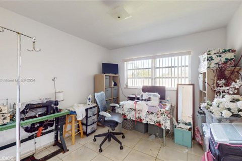 Casa en venta en Miami, Florida, 3 dormitorios, 143.81 m2 № 1413623 - foto 14