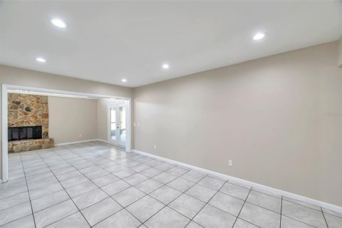 Casa en venta en Tampa, Florida, 4 dormitorios, 186.55 m2 № 1402447 - foto 29