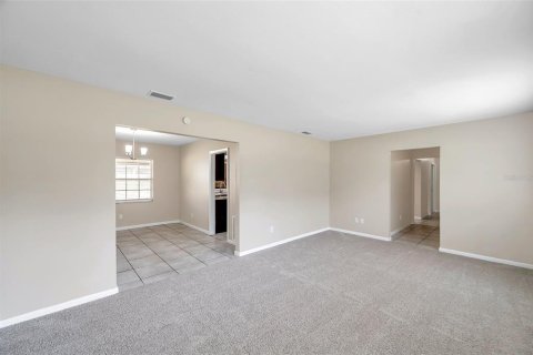 Casa en venta en Tampa, Florida, 4 dormitorios, 186.55 m2 № 1402447 - foto 19