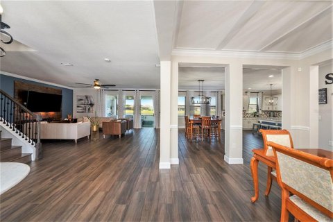 Casa en venta en Wesley Chapel, Florida, 5 dormitorios, 407.1 m2 № 1259956 - foto 14