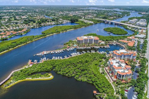 Copropriété à louer à Jupiter, Floride: 3 chambres, 284 m2 № 1047776 - photo 1