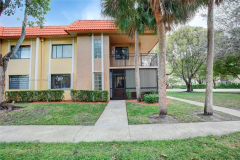 Condominio en venta en Weston, Florida, 2 dormitorios, 114.36 m2 № 1030985 - foto 1
