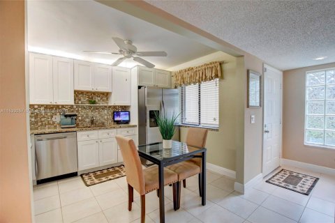 Condominio en venta en Weston, Florida, 2 dormitorios, 114.36 m2 № 1030985 - foto 5