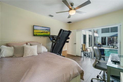 Villa ou maison à vendre à South Miami, Floride: 6 chambres, 300.63 m2 № 1075566 - photo 13