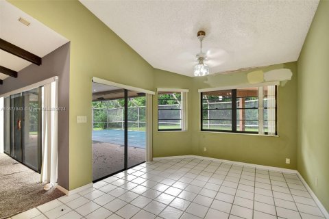 House in Boynton Beach, Florida 3 bedrooms, 243.4 sq.m. № 1394802 - photo 21