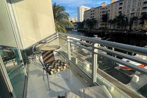 Condominio en venta en Aventura, Florida, 72.37 m2 № 1070119 - foto 10