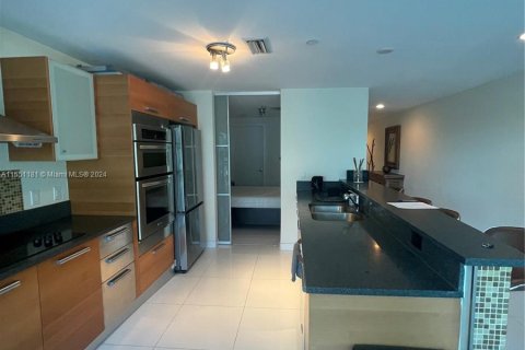 Condominio en venta en Aventura, Florida, 72.37 m2 № 1070119 - foto 5