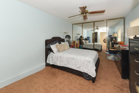 Touwnhouse à vendre à Palm City, Floride: 2 chambres, 127.65 m2 № 1041065 - photo 9