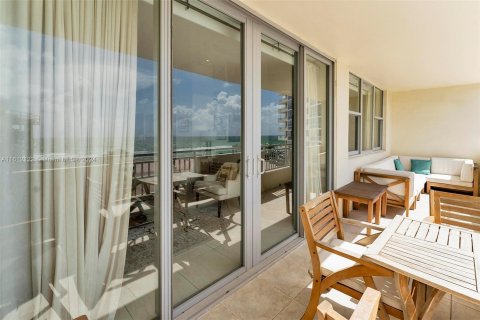 Copropriété à vendre à Hallandale Beach, Floride: 2 chambres, 132.11 m2 № 1234661 - photo 27