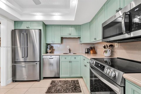 Copropriété à vendre à Hallandale Beach, Floride: 2 chambres, 132.11 m2 № 1234661 - photo 11