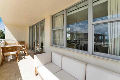 Copropriété à vendre à Hallandale Beach, Floride: 2 chambres, 132.11 m2 № 1234661 - photo 28