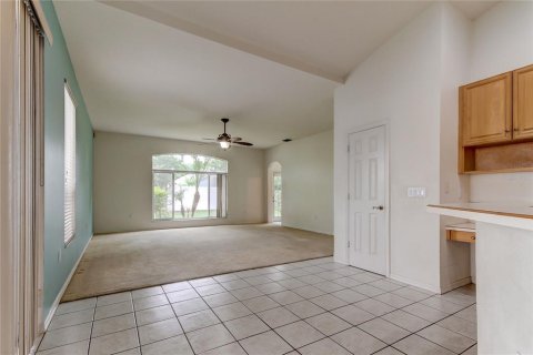 House in Tampa, Florida 4 bedrooms, 244.43 sq.m. № 1420986 - photo 16