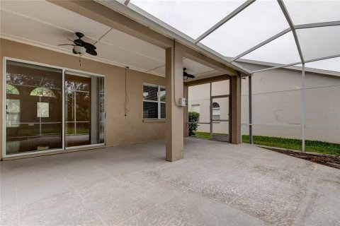 House in Tampa, Florida 4 bedrooms, 244.43 sq.m. № 1420986 - photo 25