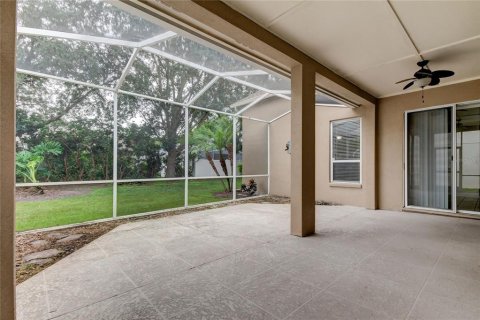 House in Tampa, Florida 4 bedrooms, 244.43 sq.m. № 1420986 - photo 24