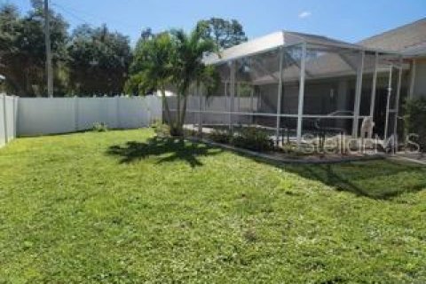 House in North Port, Florida 3 bedrooms, 191.66 sq.m. № 1373504 - photo 19