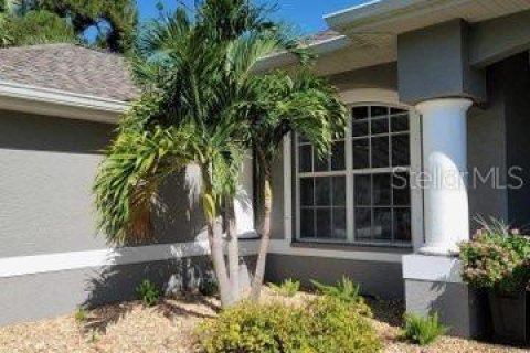 House in North Port, Florida 3 bedrooms, 191.66 sq.m. № 1373504 - photo 22