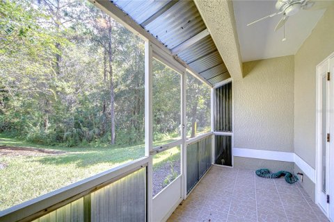 Townhouse in Palm Harbor, Florida 3 bedrooms, 144.83 sq.m. № 1373563 - photo 8