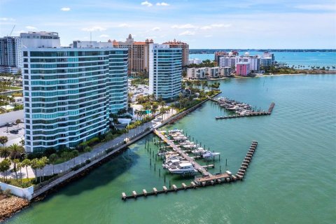 Condominio en venta en Sarasota, Florida, 2 dormitorios, 160.63 m2 № 1392271 - foto 1