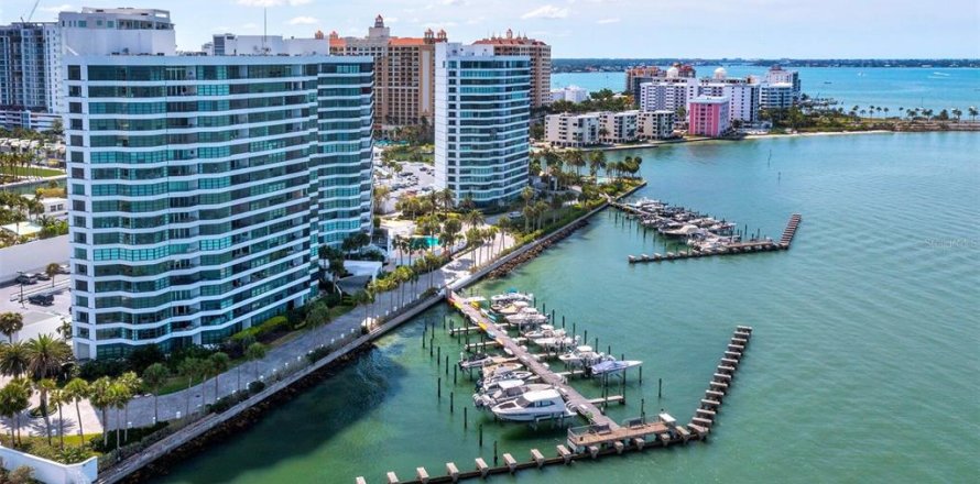 Condominio en Sarasota, Florida, 2 dormitorios  № 1392271