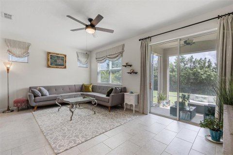 Townhouse in HARMONY AT LAKEWOOD RANCH in Bradenton, Florida 3 bedrooms, 162.3 sq.m. № 1392269 - photo 14