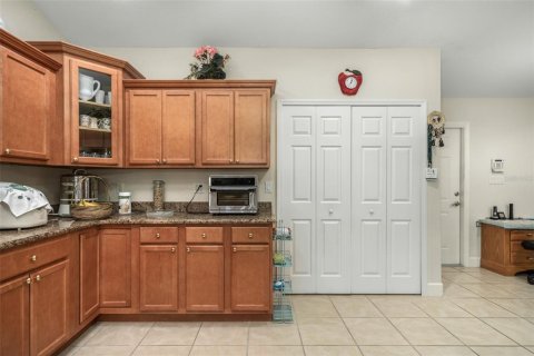 Duplex in Lake Placid, Florida 3 bedrooms, 188.68 sq.m. № 1405815 - photo 23