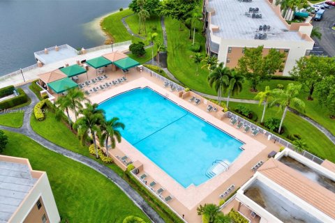 Condominio en venta en Tamarac, Florida, 2 dormitorios, 106.09 m2 № 1396823 - foto 23