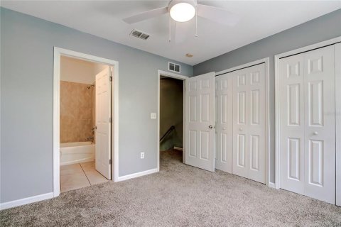 Townhouse in Tampa, Florida 2 bedrooms, 121.24 sq.m. № 1334400 - photo 18