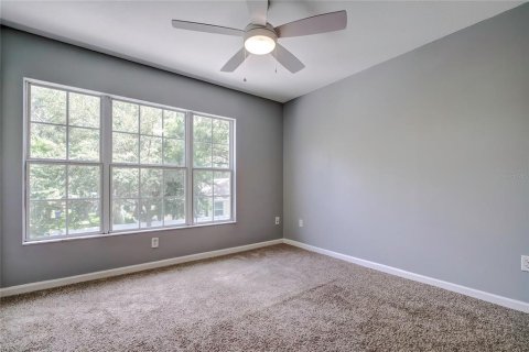 Touwnhouse à vendre à Tampa, Floride: 2 chambres, 121.24 m2 № 1334400 - photo 16