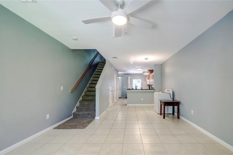 Townhouse in Tampa, Florida 2 bedrooms, 121.24 sq.m. № 1334400 - photo 5