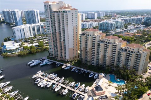 Condominio en venta en Aventura, Florida, 3 dormitorios, 173.36 m2 № 1345004 - foto 3