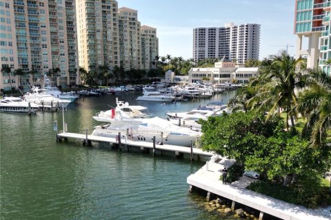 Condominio en venta en Aventura, Florida, 3 dormitorios, 173.36 m2 № 1345004 - foto 5