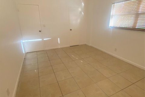 Condo in Fort Lauderdale, Florida, 1 bedroom  № 1059962 - photo 13