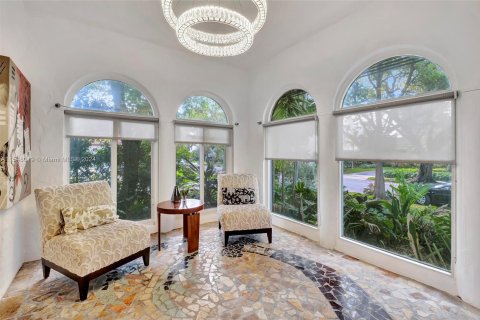 Casa en venta en Miami Shores, Florida, 4 dormitorios, 300.72 m2 № 1070040 - foto 15