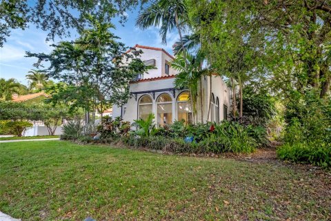 Casa en venta en Miami Shores, Florida, 4 dormitorios, 300.72 m2 № 1070040 - foto 21