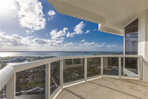 Condominio en venta en Miami Beach, Florida, 2 dormitorios, 128.21 m2 № 1099234 - foto 29