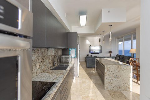 Copropriété à vendre à Miami Beach, Floride: 2 chambres, 128.21 m2 № 1099234 - photo 5