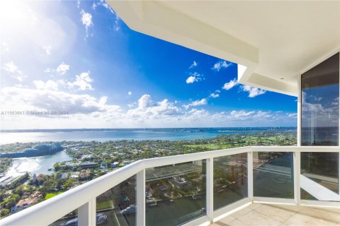 Copropriété à vendre à Miami Beach, Floride: 2 chambres, 128.21 m2 № 1099234 - photo 21