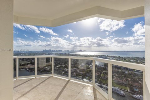 Condominio en venta en Miami Beach, Florida, 2 dormitorios, 128.21 m2 № 1099234 - foto 30