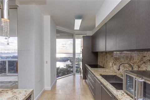 Copropriété à vendre à Miami Beach, Floride: 2 chambres, 128.21 m2 № 1099234 - photo 4