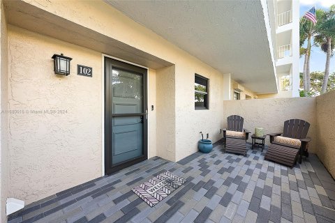 Condo in Jupiter, Florida, 2 bedrooms  № 1410543 - photo 18